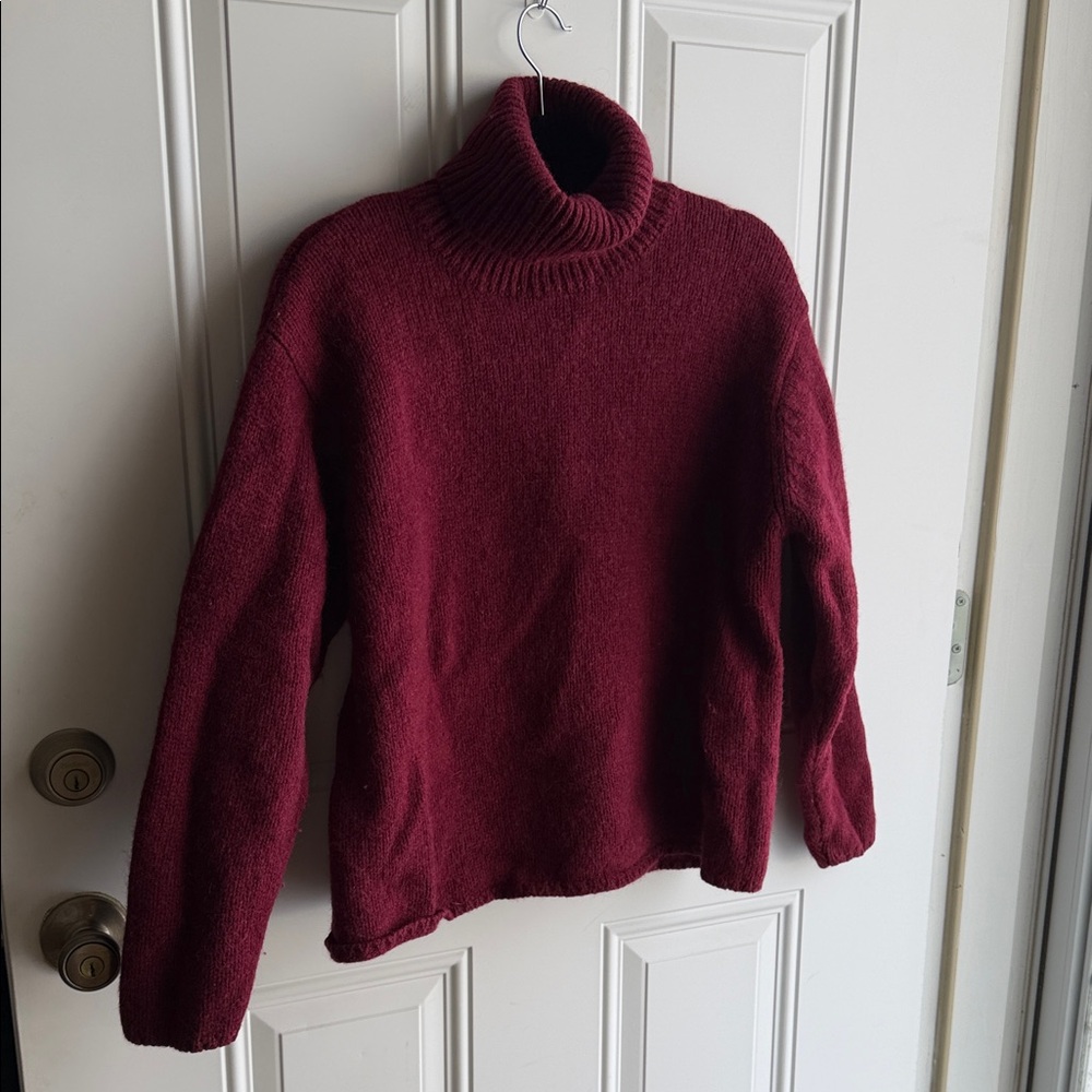 111 State 100% Wool Red Turtleneck Sweater M